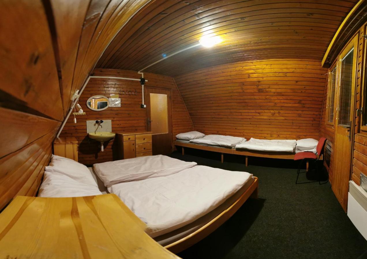 Chata Pod Majovou Muldou Demanovska Dolina Exterior photo